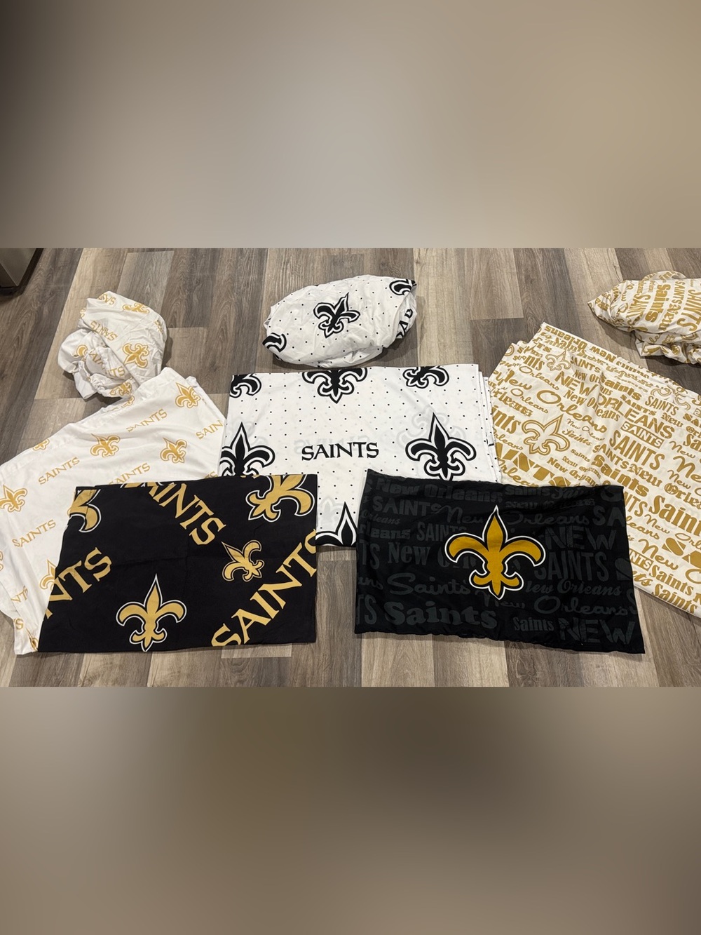 New Orleans Saints Pillowcase & Bedding Set - Fleur-de-Lis Print Polyester